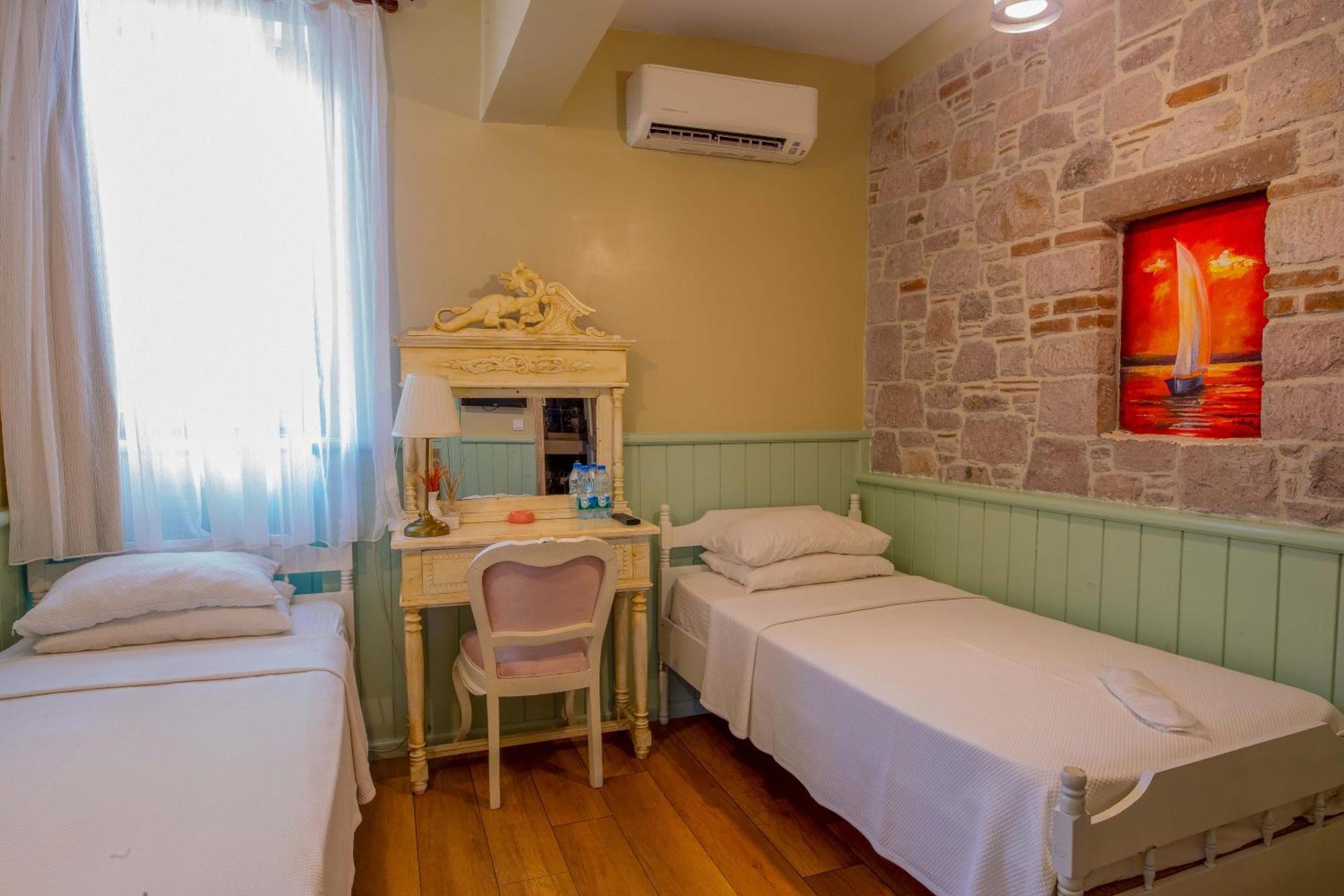 Cunda Mor Limon Otel Ayvalı 外观 照片